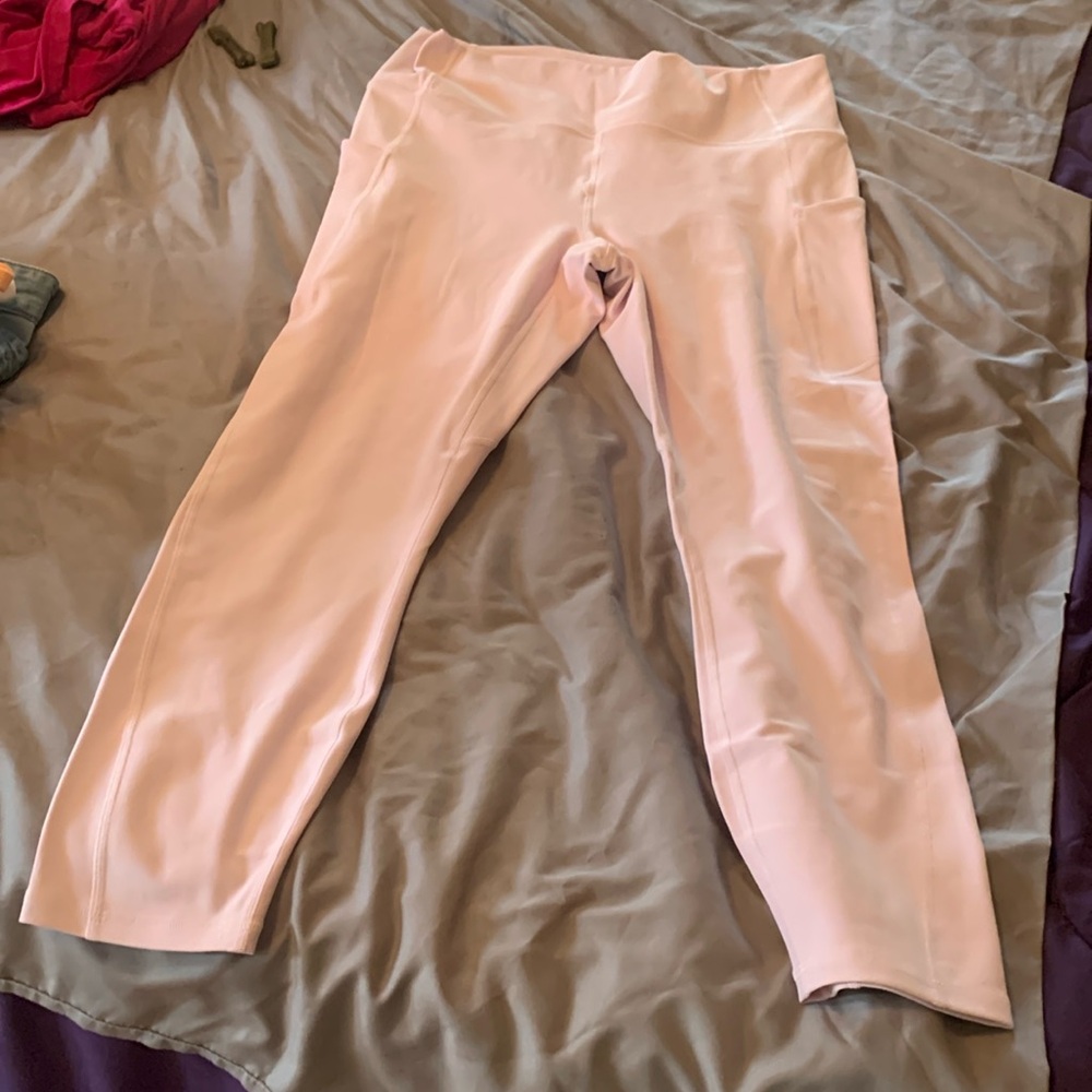 Fabletics pure luxe -pale pink